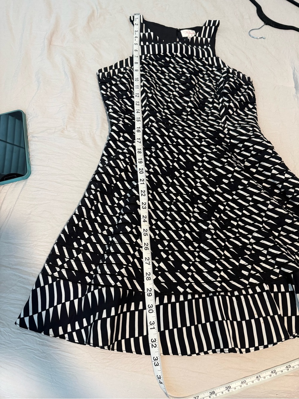 Parker Evony Mesh Panel Mini Dress Black White Geometric XS NWOT - Picture 8 of 8